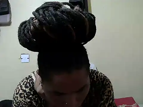 Snapshot of Sweet-alsah chatting on November 26, 2025, 5:24 pm Sweet-alsah online show from November 26, 2025, 5:24 pm
