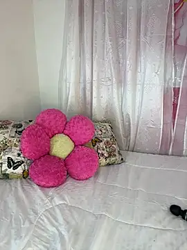 Snapshot of nashi_ra chatting on June 18, 2026, 6:13 pm nashi ra online show from June 18, 2026, 6:13 pm