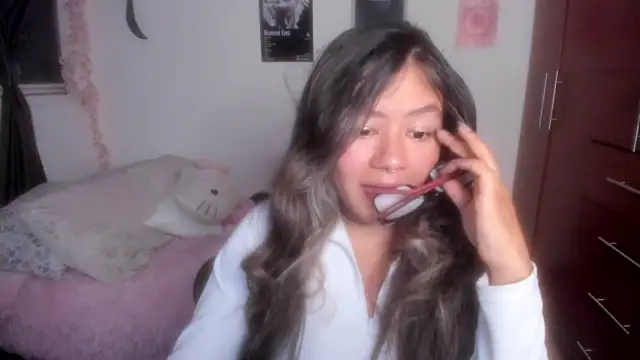 StephaniFox online show from January 8, 2026, 3:01 am