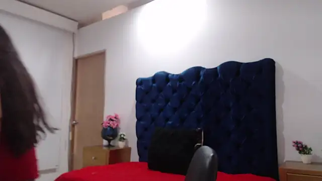 Snapshot of LoveAzuka_ chatting on November 24, 2025, 3:12 pm LoveAzuka online show from November 24, 2025, 3:12 pm