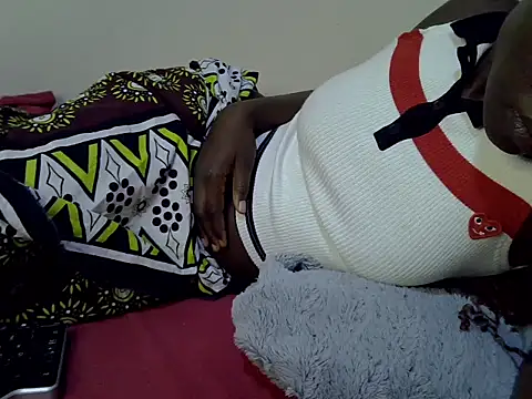 Snapshot of heather_savage chatting on October 25, 2025, 3:23 pm heather savage online show from October 25, 2025, 3:23 pm