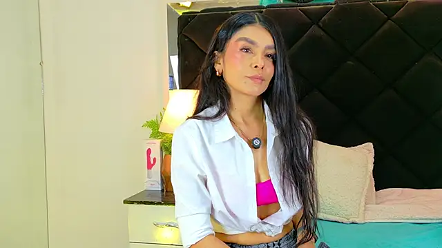 Snapshot of Holly_Brensonexx_ chatting on November 5, 2025, 1:14 pm Holly Brensonexx online show from November 5, 2025, 1:14 pm