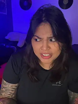 Snapshot of miacanela_xo chatting on June 22, 2026, 1:22 am miacanela xo online show from June 22, 2026, 1:22 am