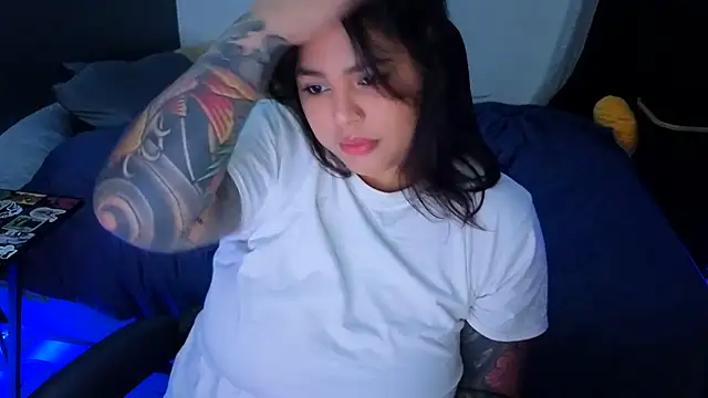 Snapshot of miacanela_xo chatting on July 12, 2026, 1:28 am miacanela xo online show from July 12, 2026, 1:28 am