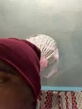 Snapshot of SweetFatBoy chatting on March 9, 2025, 4:33 pm SweetFatBoy online show from March 9, 2025, 4:33 pm