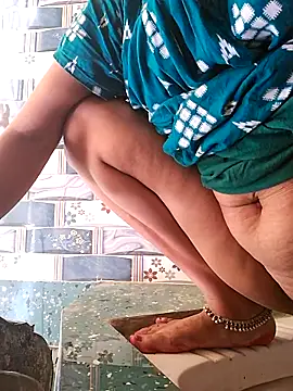 Snapshot of HotSexyBoudi chatting on April 19, 2026, 8:04 am HotSexyBoudi online show from April 19, 2026, 8:04 am