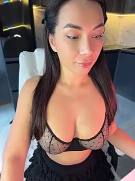 Snapshot of Melisa_Ester chatting on June 18, 2026, 1:49 pm Melisa Ester online show from June 18, 2026, 1:49 pm