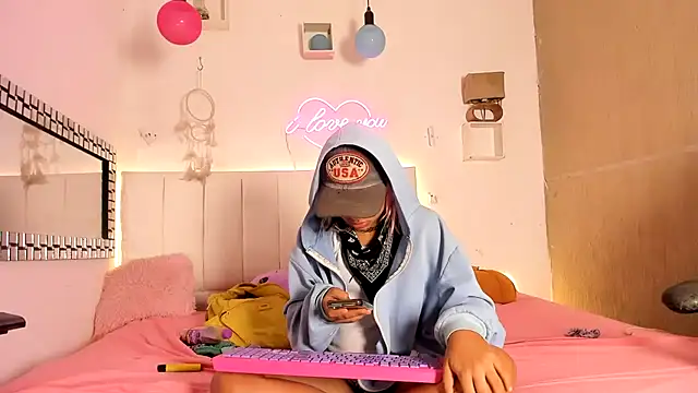 lilith horny online show from March 10, 2026, 9:35 am