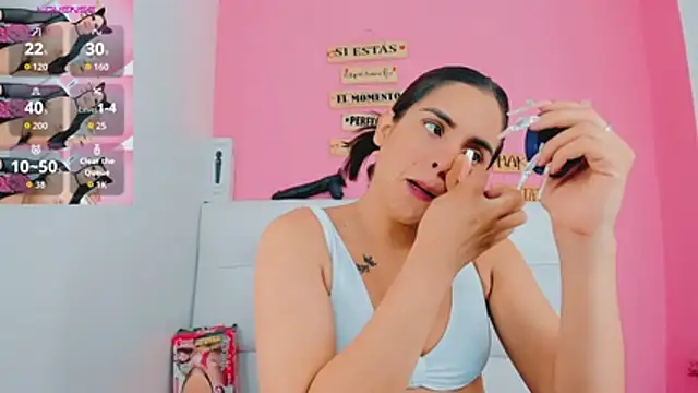 Snapshot of valentina_princess_ chatting on July 5, 2026, 4:19 am valentina princess online show from July 5, 2026, 4:19 am
