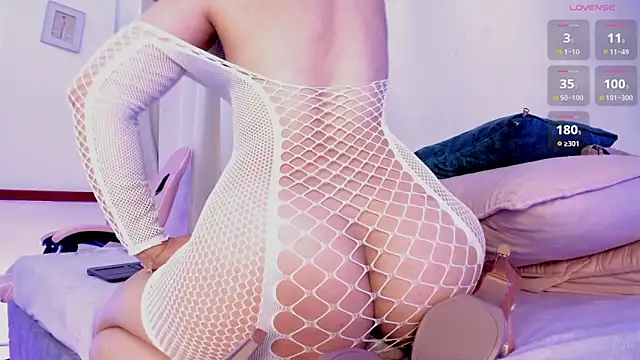 Vaioleth-Adams online show from January 31, 2026, 7:23 pm