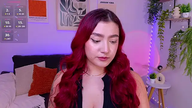 Snapshot of ViolettCastel chatting on May 16, 2026, 9:03 pm ViolettCastel online show from May 16, 2026, 9:03 pm