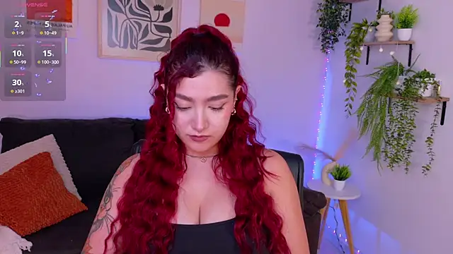 ViolettCastel online show from May 8, 2026, 8:34 pm