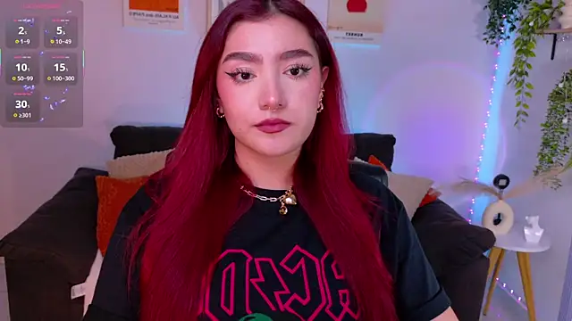 Snapshot of ViolettCastel chatting on July 29, 2026, 12:43 am ViolettCastel online show from July 29, 2026, 12:43 am
