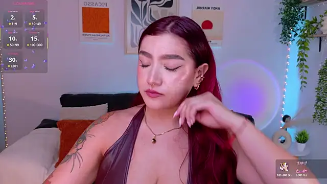 Snapshot of ViolettCastel chatting on June 25, 2026, 12:19 am ViolettCastel online show from June 25, 2026, 12:19 am