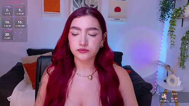 Snapshot of ViolettCastel chatting on July 11, 2026, 11:49 pm ViolettCastel online show from July 11, 2026, 11:49 pm