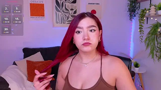 ViolettCastel online show from April 22, 2026, 7:31 pm