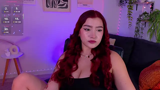 Snapshot of ViolettCastel chatting on August 8, 2026, 12:50 am ViolettCastel online show from August 8, 2026, 12:50 am