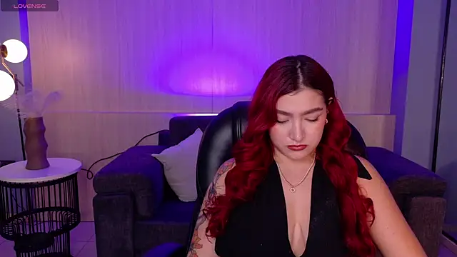 ViolettCastel online show from February 11, 2026, 7:47 pm