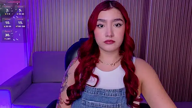 ViolettCastel online show from January 12, 2026, 6:47 pm