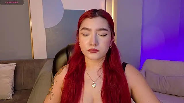 Snapshot of ViolettCastel chatting on November 8, 2025, 7:17 pm ViolettCastel online show from November 8, 2025, 7:17 pm