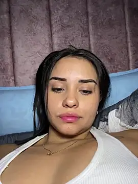 Snapshot of Kimmymadison- chatting on July 15, 2026, 3:46 am Kimmymadison- online show from July 15, 2026, 3:46 am