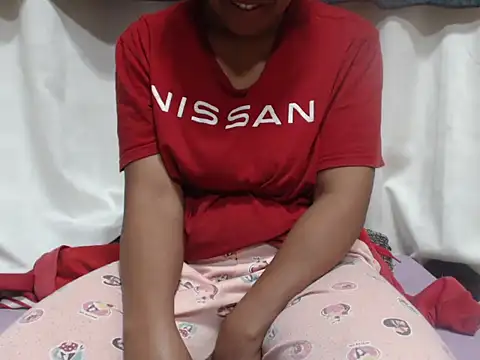 Snapshot of Linda_sexy chatting on August 5, 2026, 3:11 am Linda sexy online show from August 5, 2026, 3:11 am