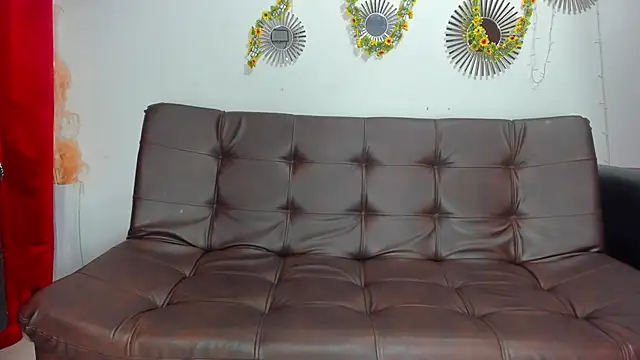 Snapshot of Extreme_Team8 chatting on April 7, 2026, 5:20 am Extreme Team8 online show from April 7, 2026, 5:20 am