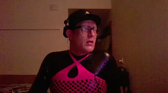 Snapshot of Bigthroaterboy chatting on March 6, 2025, 10:15 pm Bigthroaterboy online show from March 6, 2025, 10:15 pm