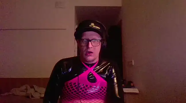 Snapshot of Bigthroaterboy chatting on March 8, 2025, 1:28 am Bigthroaterboy online show from March 8, 2025, 1:28 am