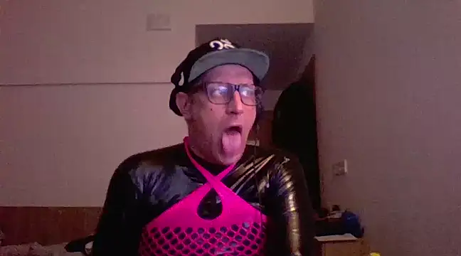 Snapshot of Bigthroaterboy chatting on March 16, 2025, 6:09 am Bigthroaterboy online show from March 16, 2025, 6:09 am