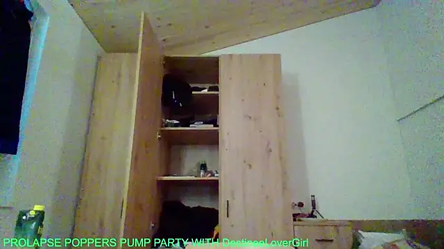 Snapshot of Bigthroaterboy chatting on September 9, 2025, 4:49 pm Bigthroaterboy online show from September 9, 2025, 4:49 pm