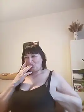 Women-pleasures online show from November 11, 2025, 6:30 am