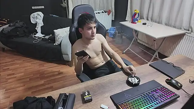 istebenboylebiradamim online show from December 10, 2024, 6:06 pm