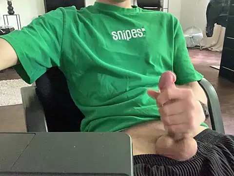 KendrickJiz online show from June 21, 2026, 1:50 pm