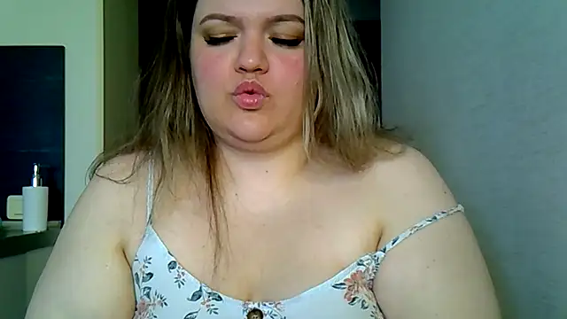 Snapshot of AnitaWillias chatting on July 18, 2026, 1:58 am AnitaWillias online show from July 18, 2026, 1:58 am