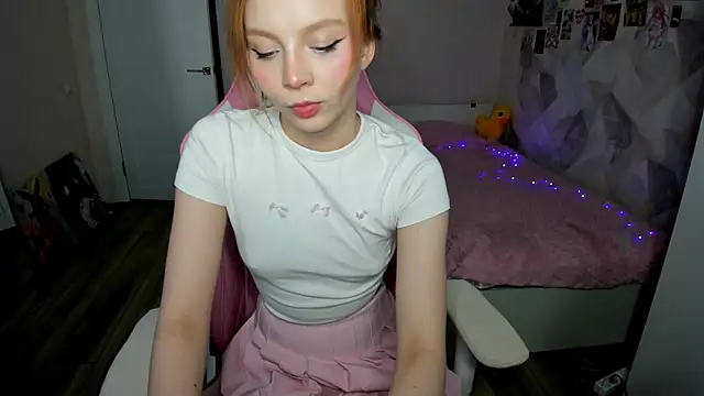 Snapshot of Passionate_Angels chatting on October 26, 2025, 8:20 pm Passionate Angels online show from October 26, 2025, 8:20 pm