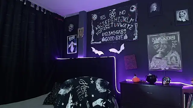 Snapshot of Goddess_Mortem chatting on March 9, 2026, 10:57 pm Goddess Mortem online show from March 9, 2026, 10:57 pm