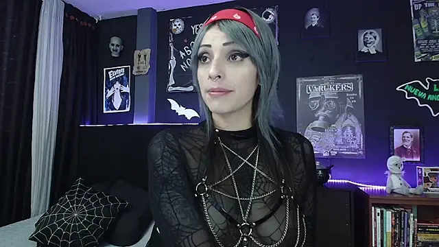 Snapshot of Goddess_Mortem chatting on December 4, 2025, 6:18 pm Goddess Mortem online show from December 4, 2025, 6:18 pm