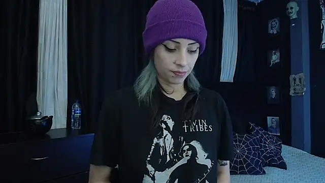 Snapshot of Goddess_Mortem chatting on October 27, 2025, 11:49 pm Goddess Mortem online show from October 27, 2025, 11:49 pm