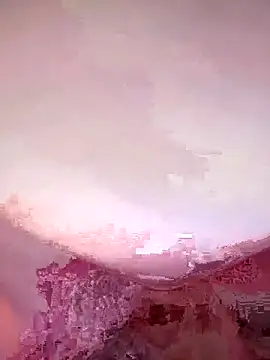 Snapshot of Kamilio190 chatting on December 14, 2025, 11:10 pm Kamilio190 online show from December 14, 2025, 11:10 pm