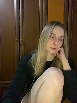 Snapshot of Ameli_Li chatting on January 18, 2025, 11:33 pm Ameli Li online show from January 18, 2025, 11:33 pm