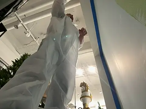 trash4cash online show from December 4, 2025, 1:37 am