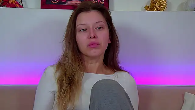 LiliaBianka online show from October 28, 2025, 6:34 am