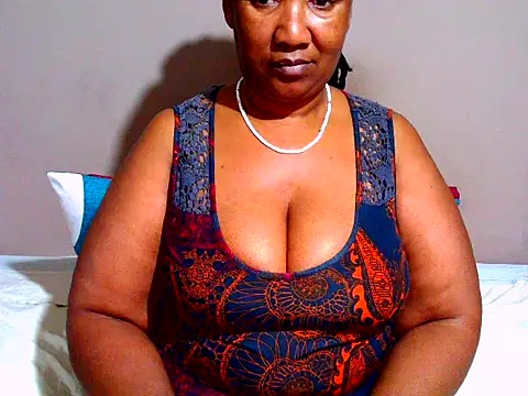 Snapshot of Pinkpussyxx chatting on November 22, 2025, 10:08 pm Pinkpussyxx online show from November 22, 2025, 10:08 pm