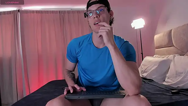 troy palmer online show from November 7, 2025, 5:28 pm