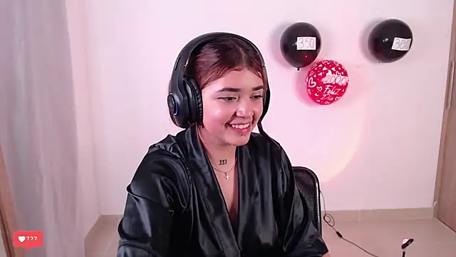 JoselinFlower  online show from January 1, 2025, 12:32 am