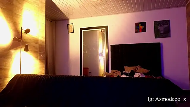 Snapshot of AsmodeoCox chatting on February 20, 2026, 3:36 am AsmodeoCox online show from February 20, 2026, 3:36 am