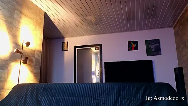 Snapshot of AsmodeoCox chatting on March 1, 2026, 12:32 am AsmodeoCox online show from March 1, 2026, 12:32 am