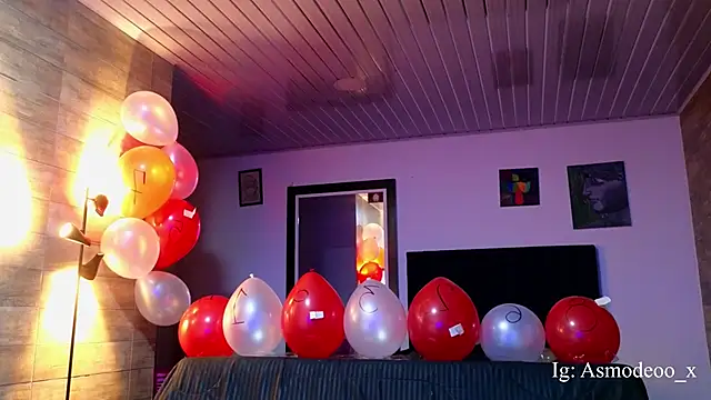 Snapshot of AsmodeoCox chatting on February 15, 2026, 12:44 am AsmodeoCox online show from February 15, 2026, 12:44 am