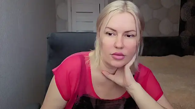 natusik online show from July 5, 2026, 3:44 am